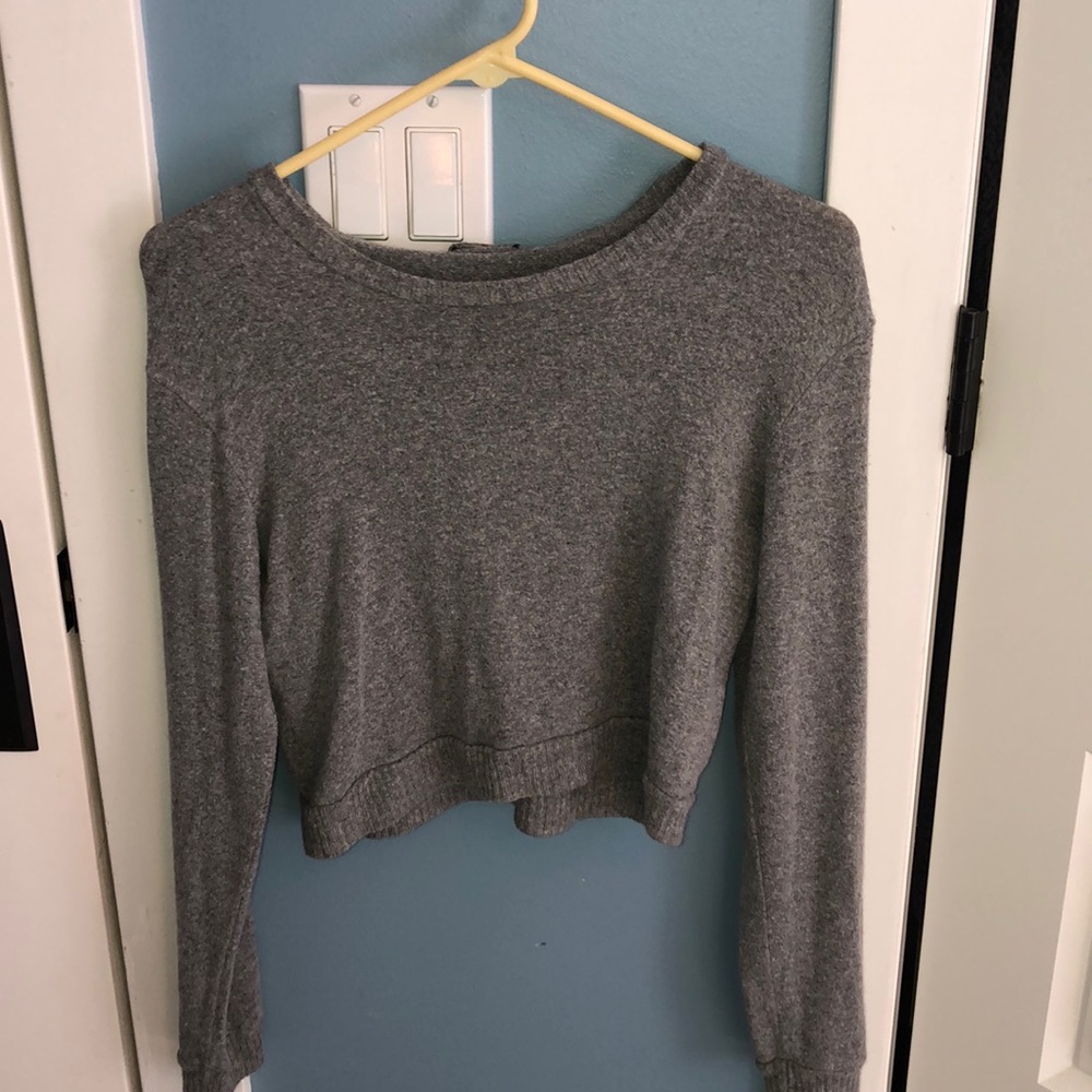 Brandy Melville sweater